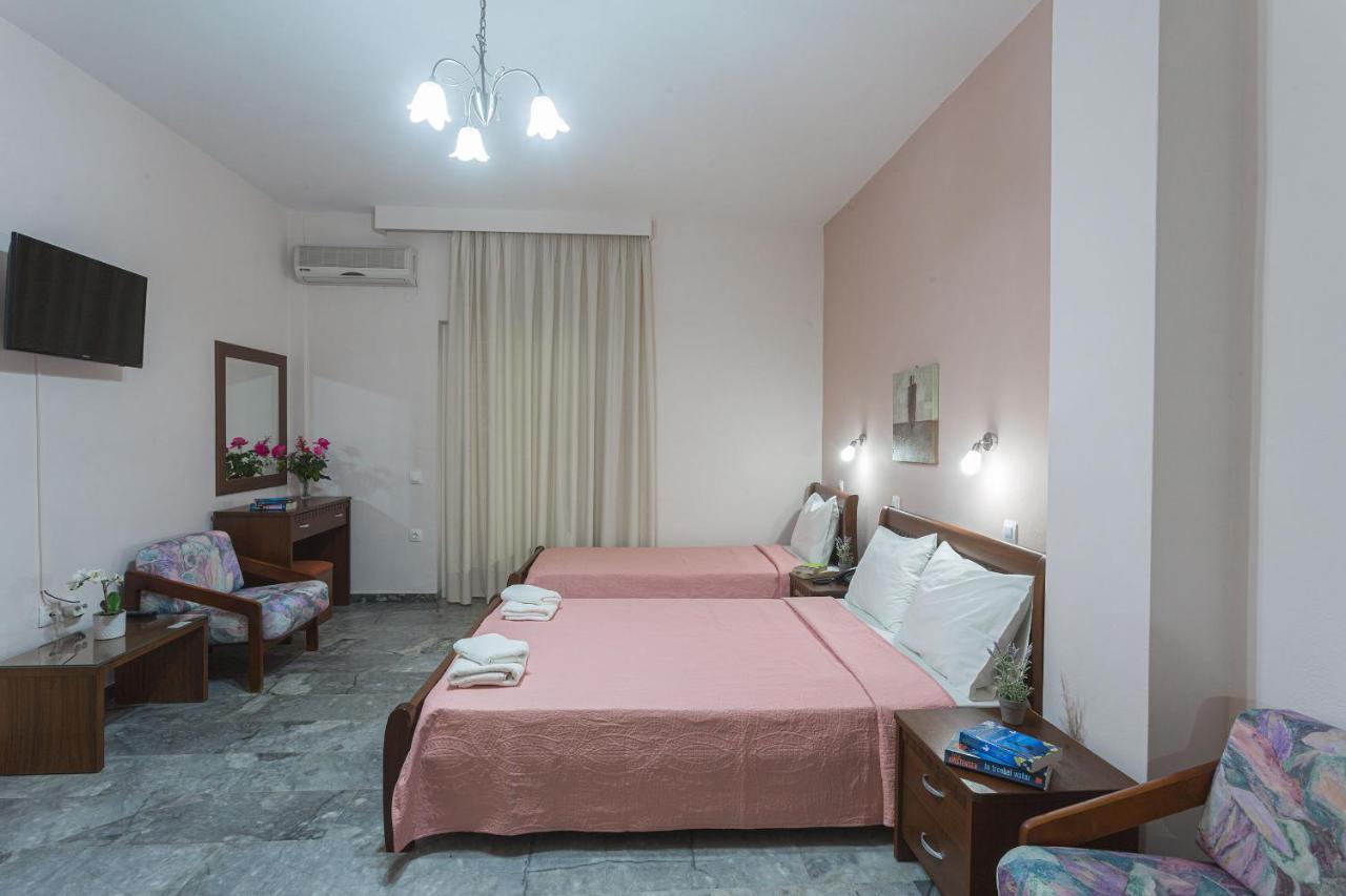 Remvi Hotel - Apartments Stoúpa Quarto foto