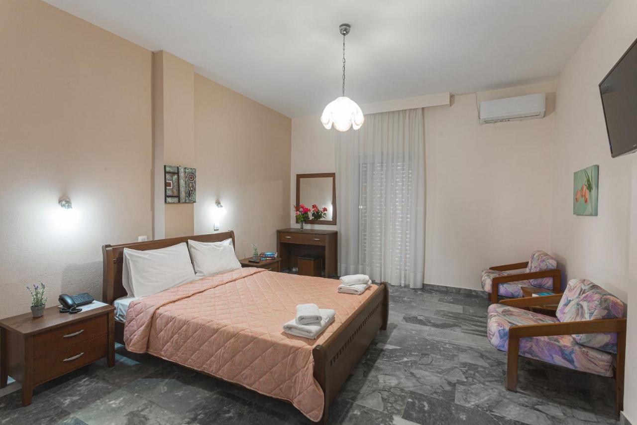 Remvi Hotel - Apartments Stoúpa Quarto foto