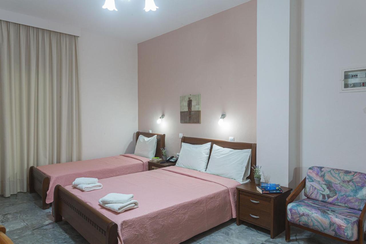 Remvi Hotel - Apartments Stoúpa Quarto foto