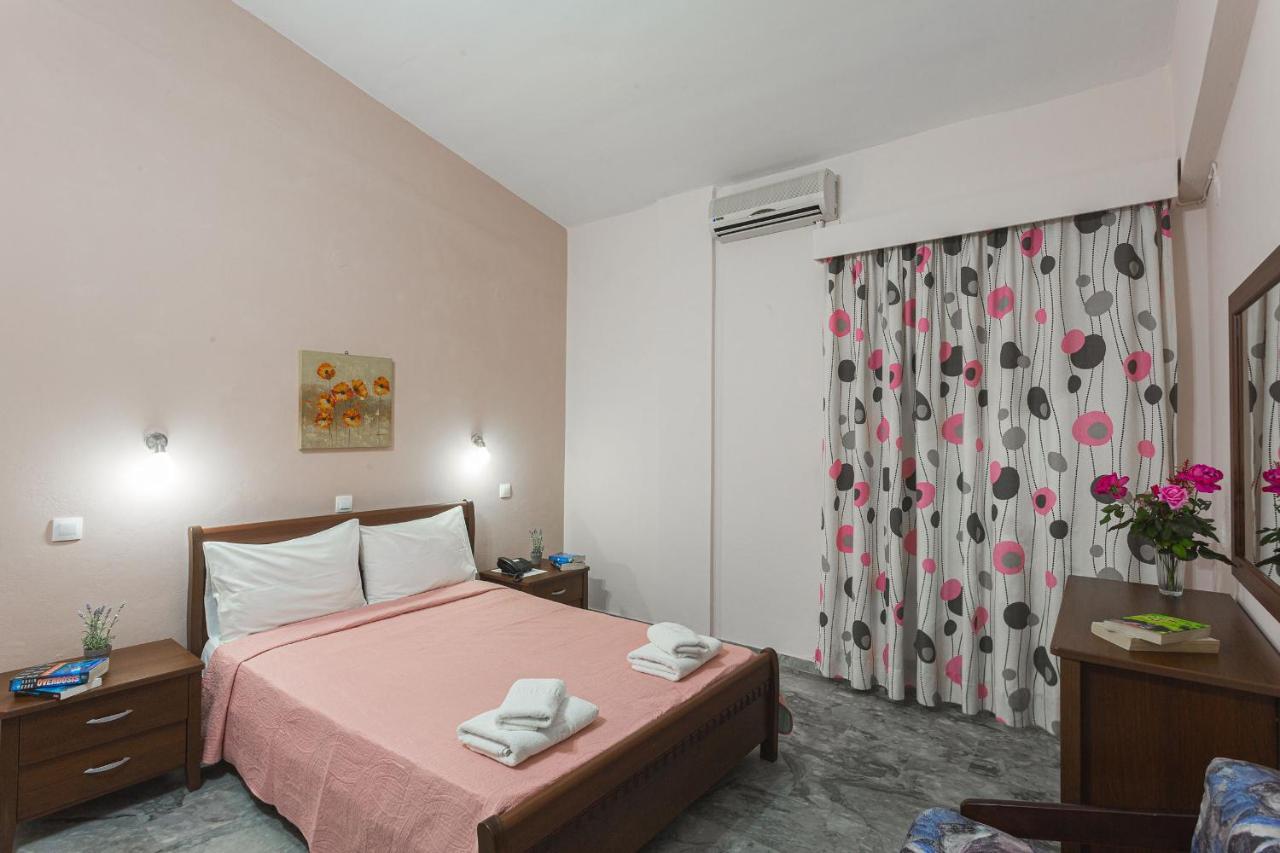 Remvi Hotel - Apartments Stoúpa Quarto foto