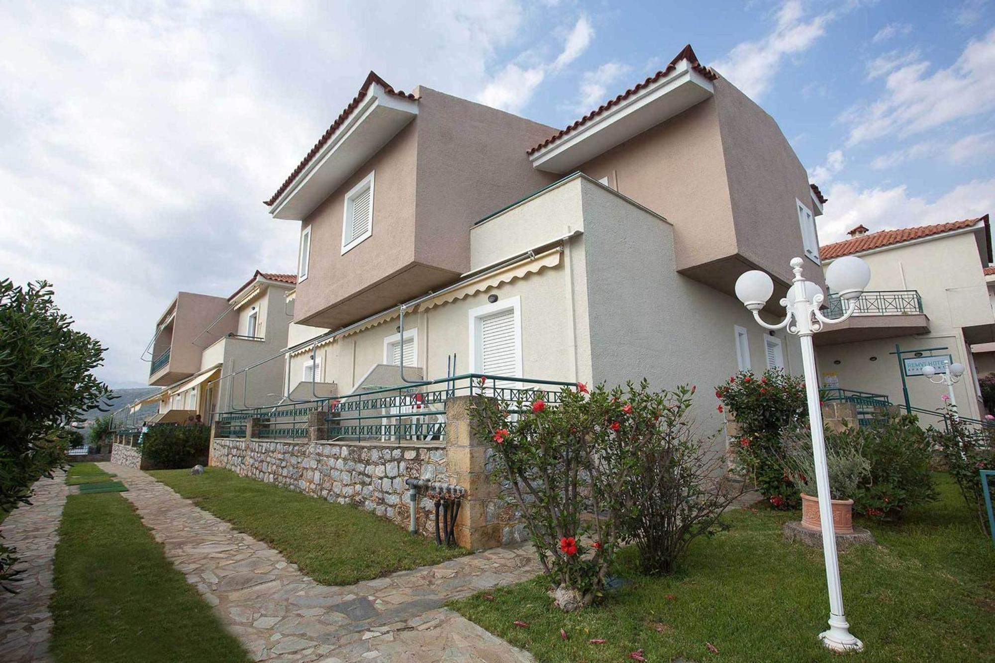 Remvi Hotel - Apartments Stoúpa Exterior foto