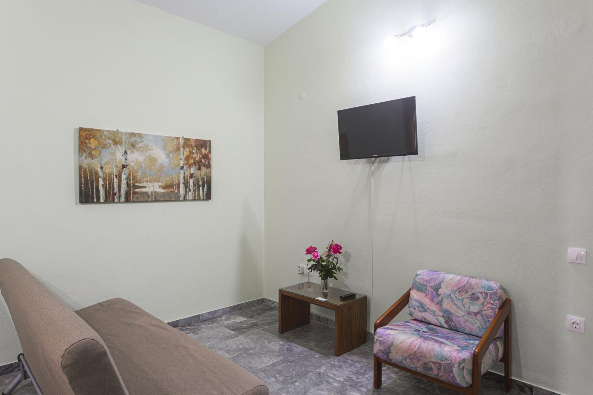 Remvi Hotel - Apartments Stoúpa Quarto foto